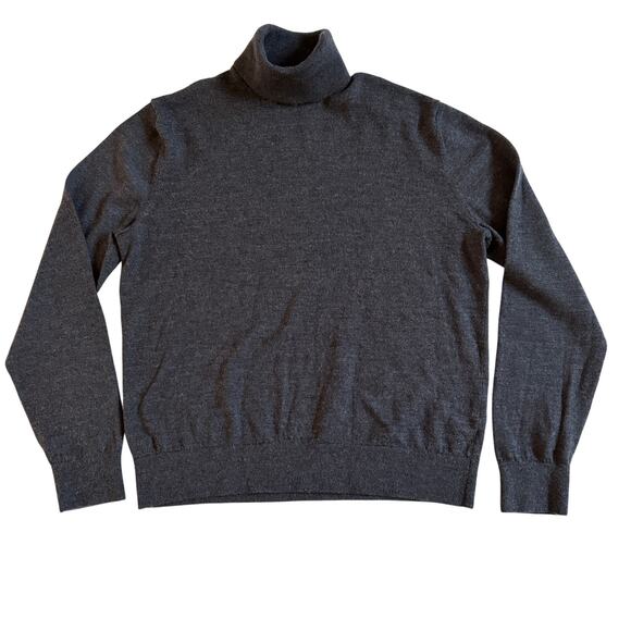 Banana Republic 100% Merino Wool Men's Charcoal Gray Turtleneck Sweater Large - Picture 2 of 9